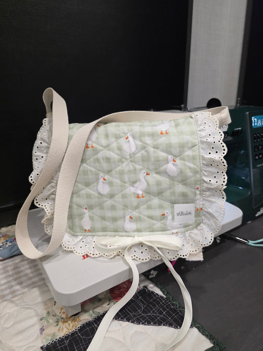 Silly Goose Frilly - Tote Bag